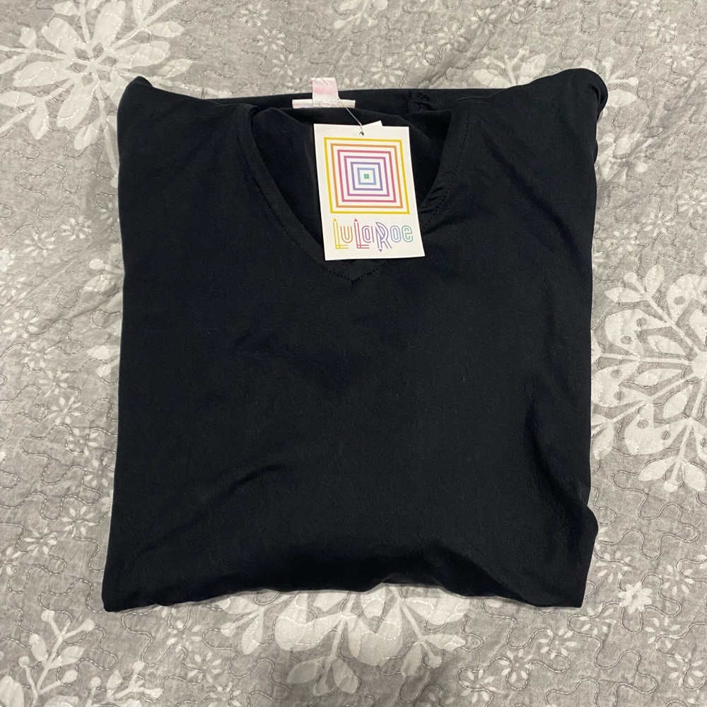 Size small Lularoe Eliza shirt